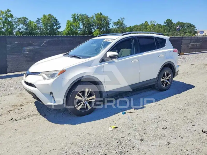 2017 Toyota RAV4 фото