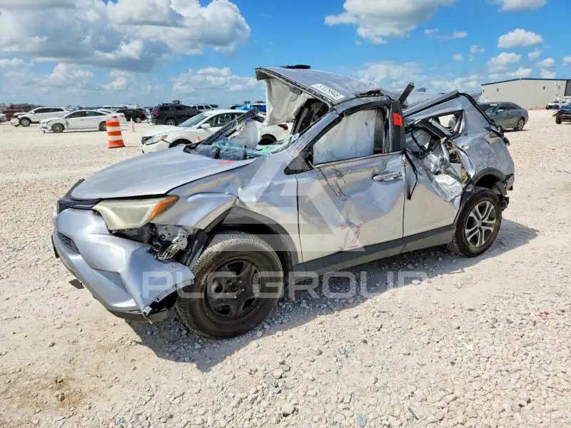 2017 Toyota RAV4 фото