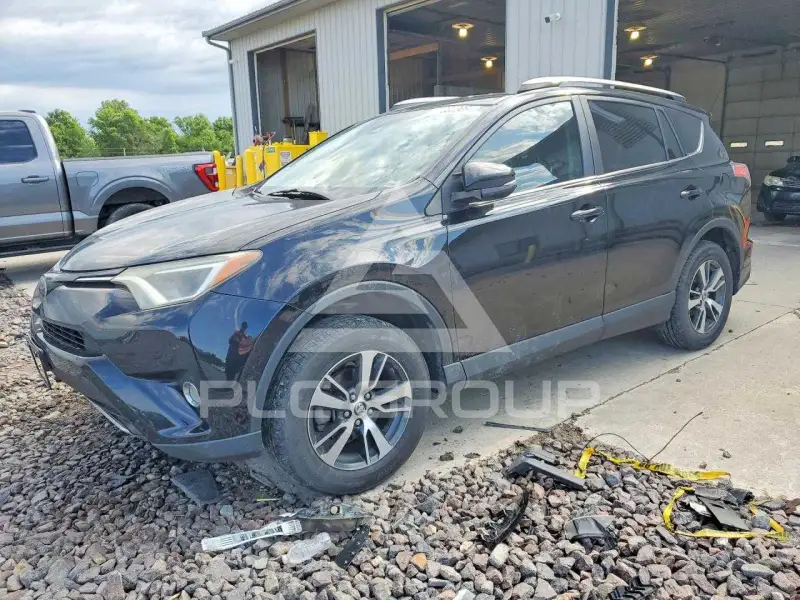2017 Toyota RAV4 фото