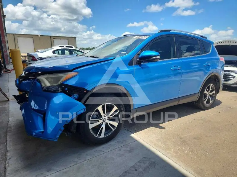 2017 Toyota RAV4 фото