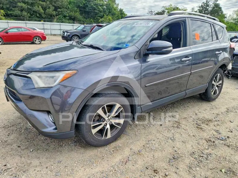 2017 Toyota RAV4 фото