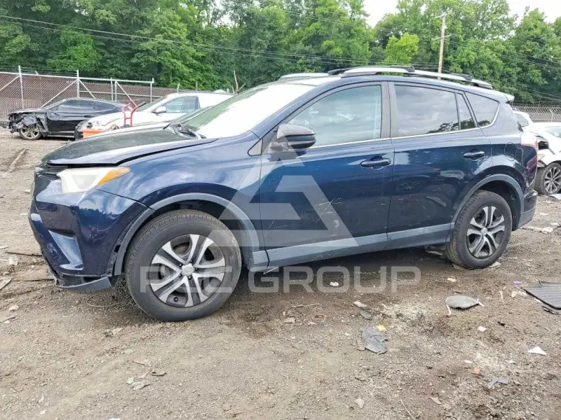 2017 Toyota RAV4 фото