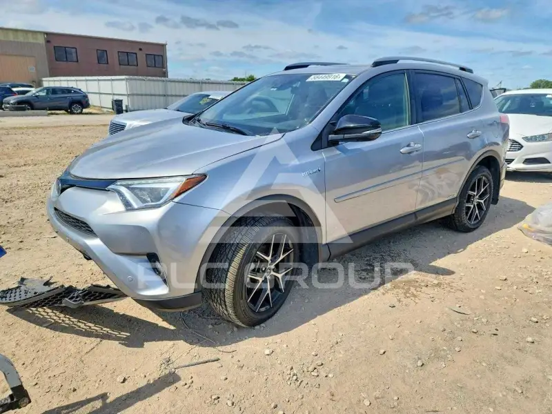 2017 Toyota RAV4 фото