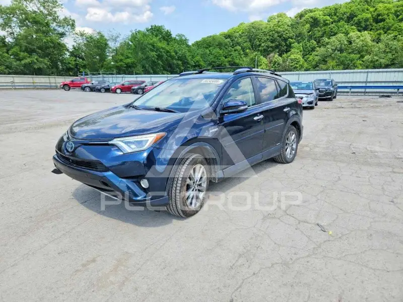 2017 Toyota RAV4 photo