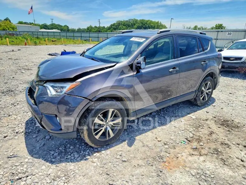2017 Toyota RAV4 фото