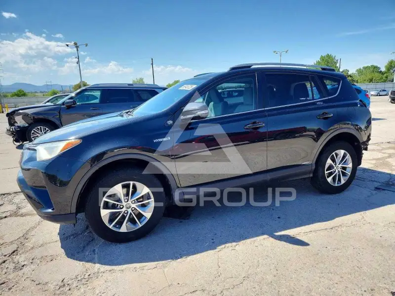 2017 Toyota RAV4 фото