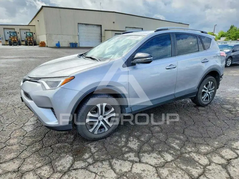 2017 Toyota RAV4 фото