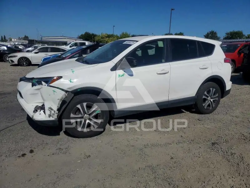 2017 Toyota RAV4 photo