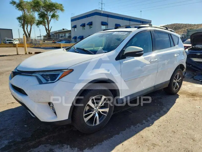 2017 Toyota RAV4 photo