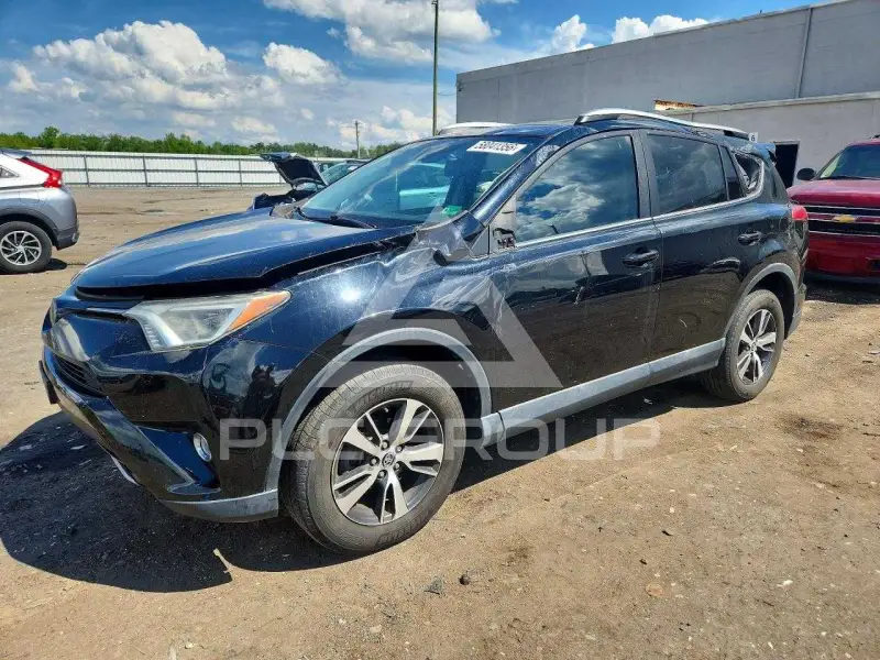 2017 Toyota RAV4 фото