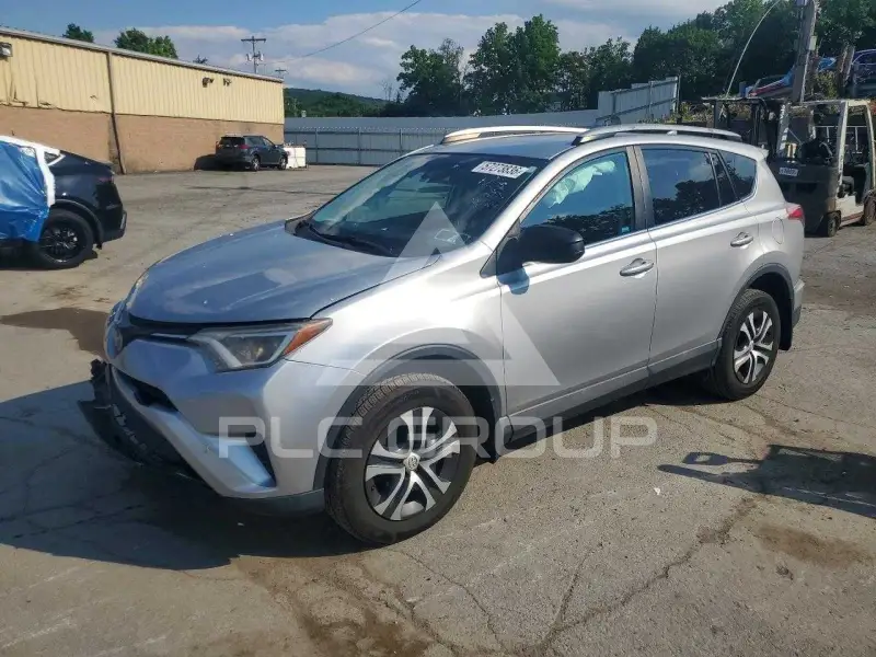 2017 Toyota RAV4 фото