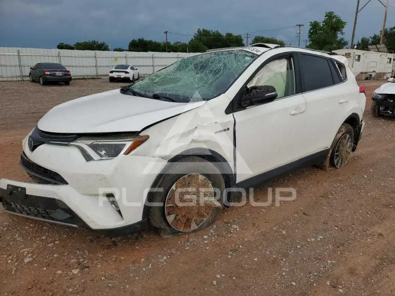 2017 Toyota RAV4 фото