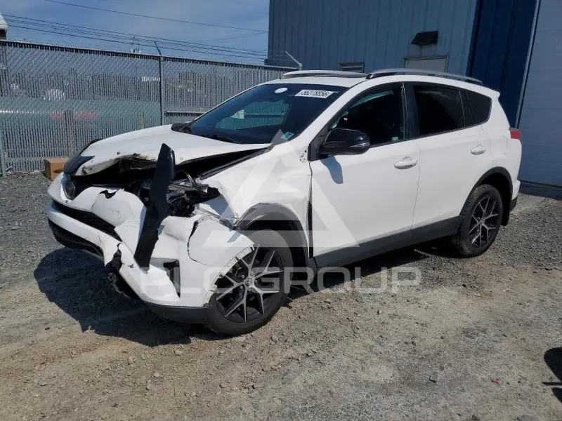 2017 Toyota RAV4 photo