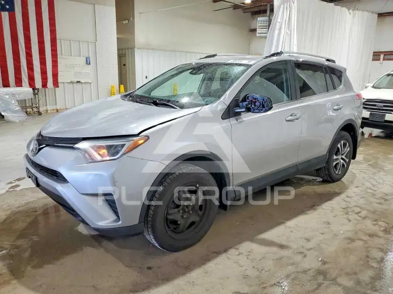 2017 Toyota RAV4 фото