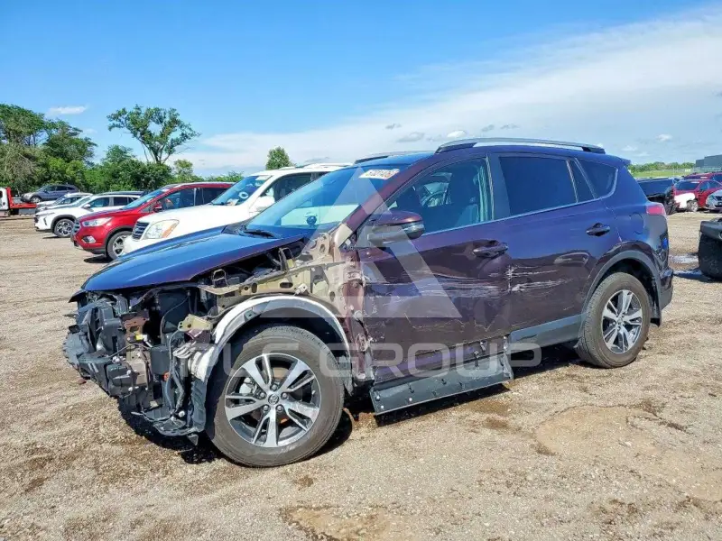 2017 Toyota RAV4 фото