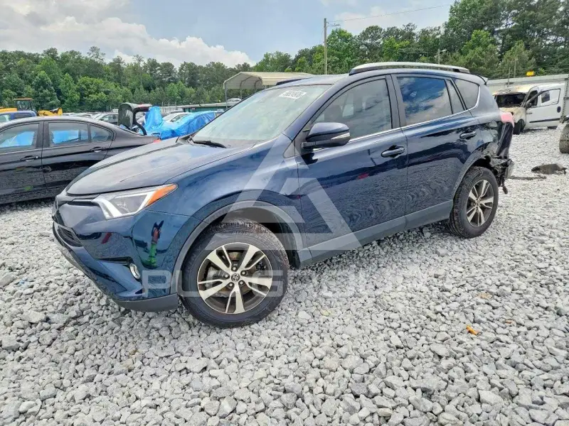 2017 Toyota RAV4 фото