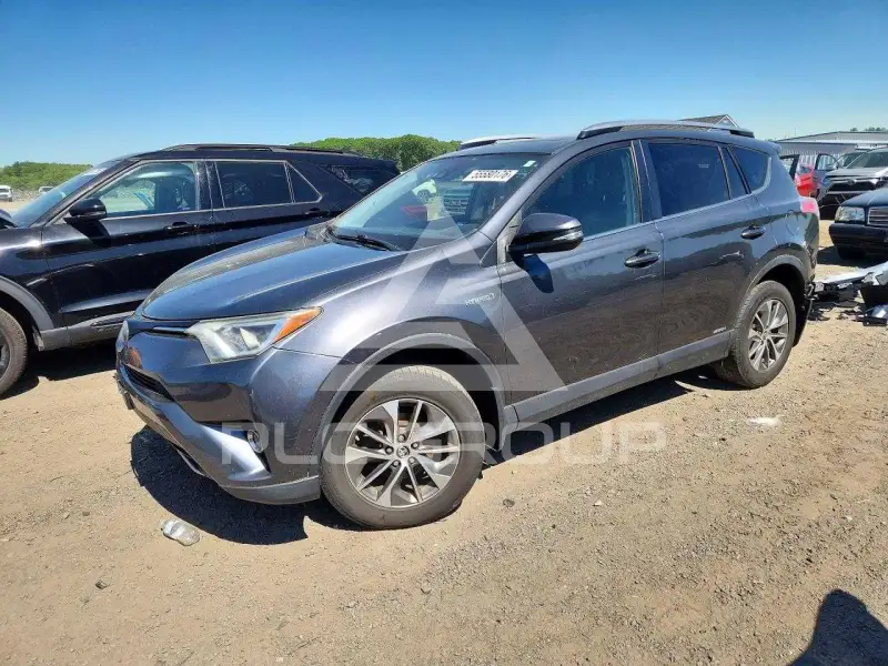 2017 Toyota RAV4 фото