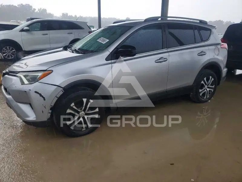 2017 Toyota RAV4 photo