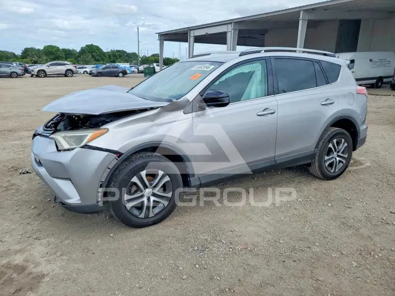 2017 Toyota RAV4 фото