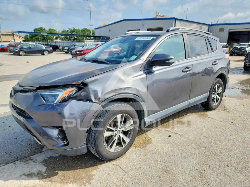 2017 Toyota RAV4 фото