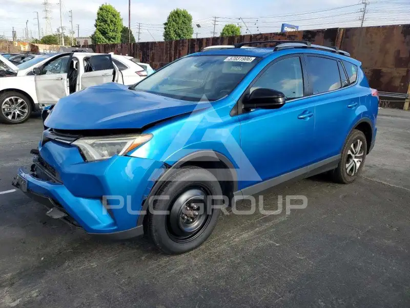 2017 Toyota RAV4 фото