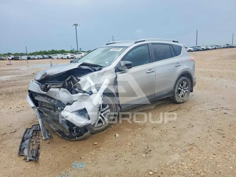 2017 Toyota RAV4 фото