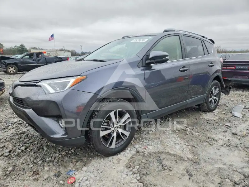 2017 Toyota RAV4 фото
