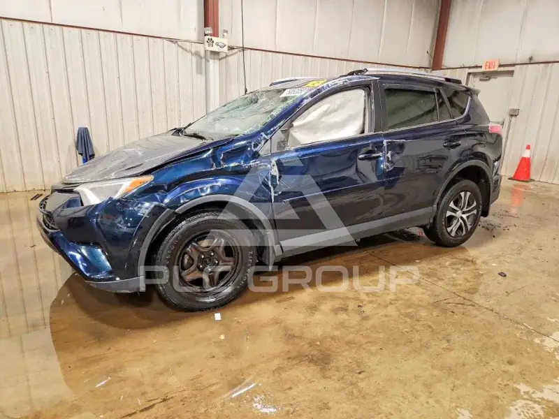 2017 Toyota RAV4 photo