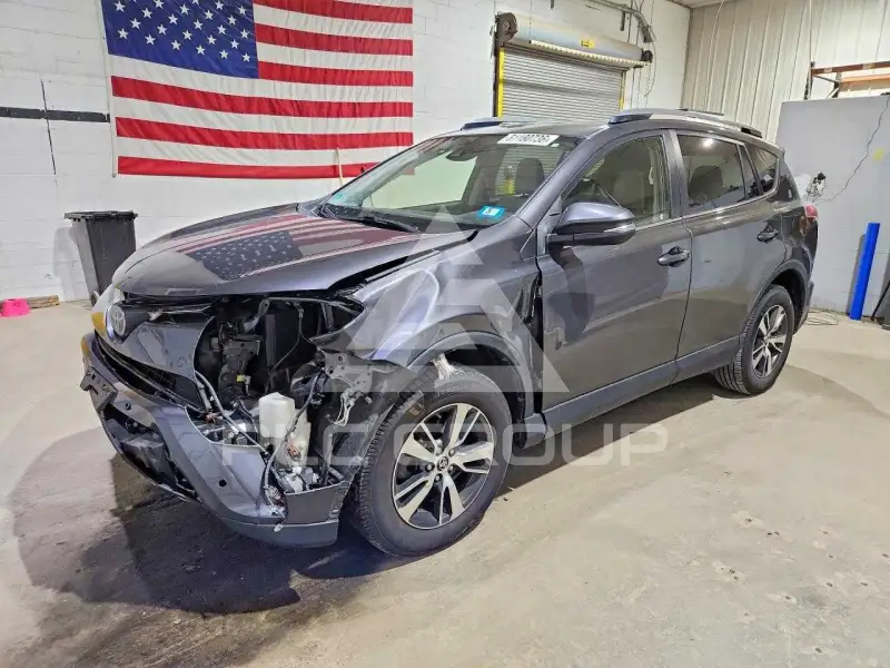 2017 Toyota RAV4 фото