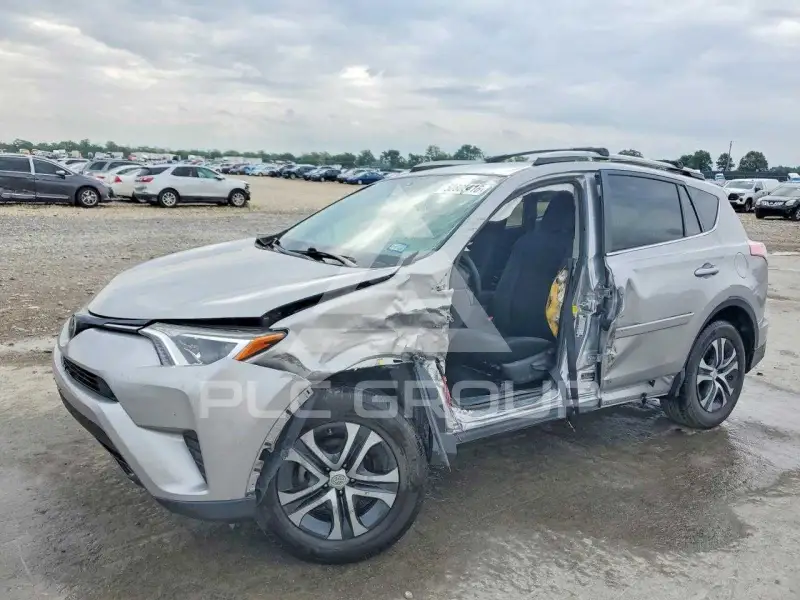 2017 Toyota RAV4 фото