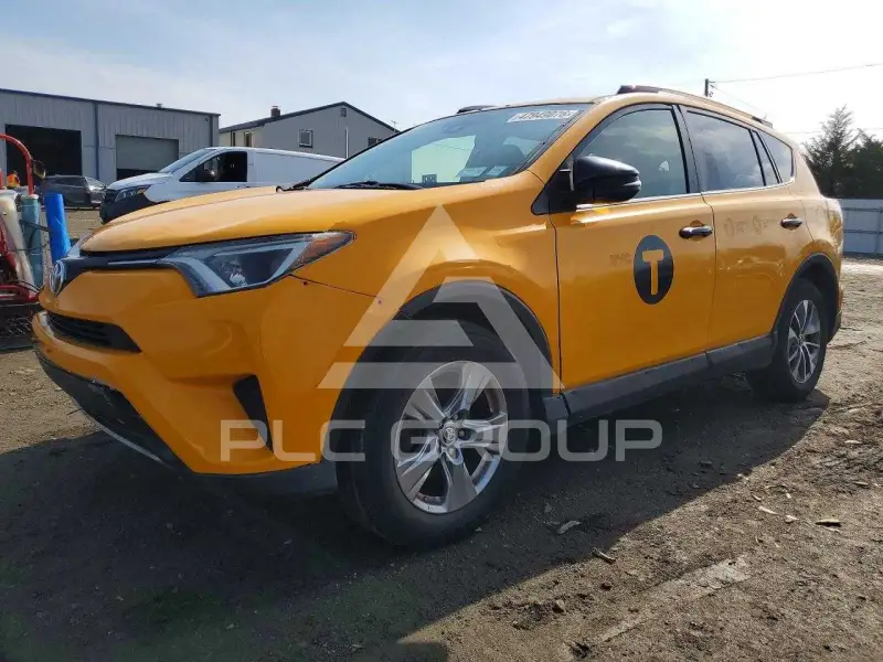 2017 Toyota RAV4 фото