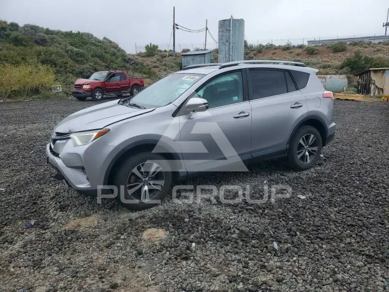 2017 Toyota RAV4 фото