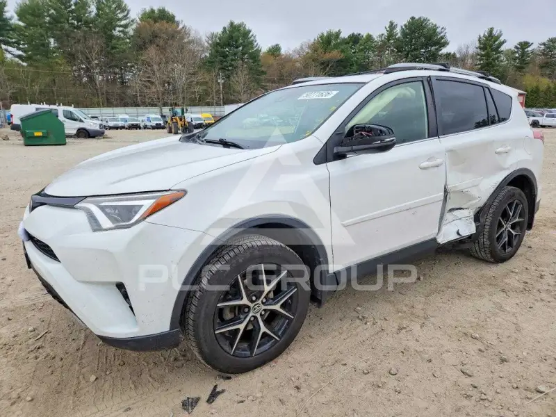 2017 Toyota RAV4 фото