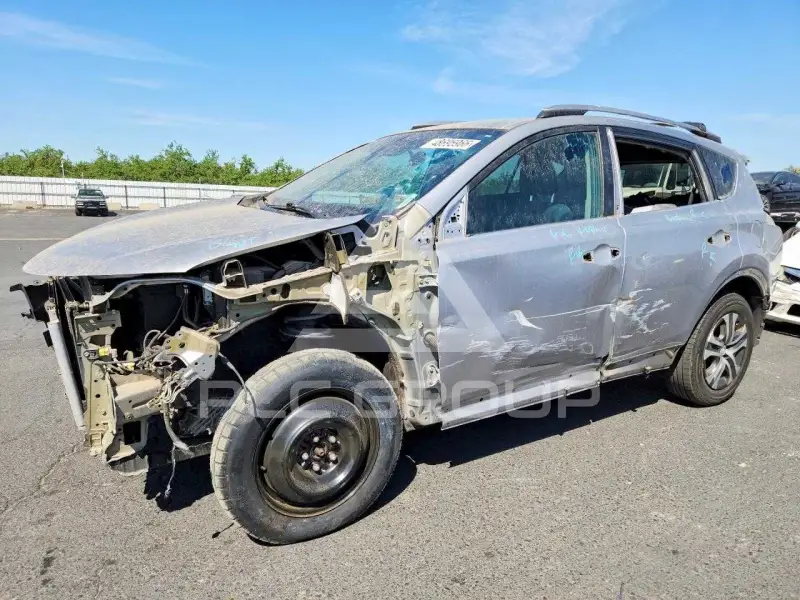 2017 Toyota RAV4 фото