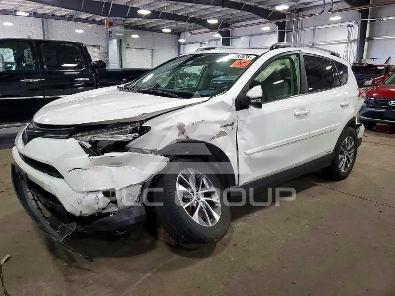 2017 Toyota RAV4 photo
