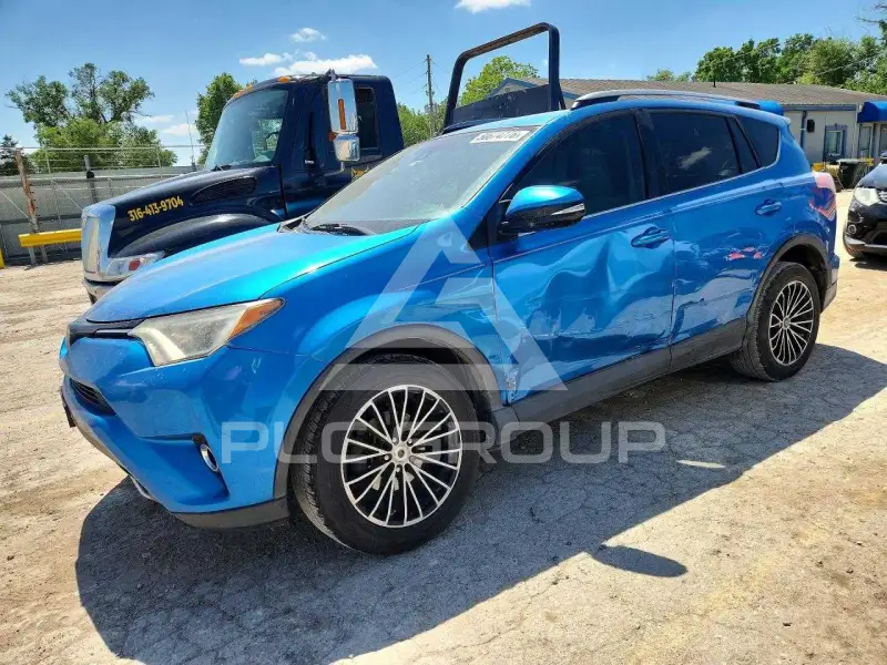 2017 Toyota RAV4 фото