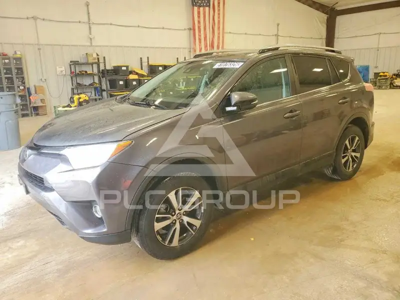 2017 Toyota RAV4 фото