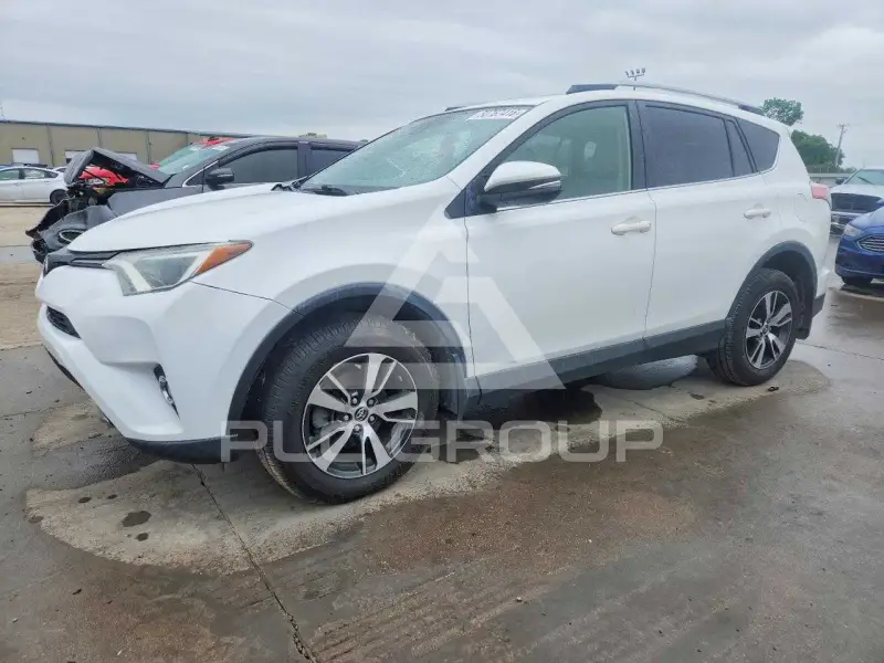 2017 Toyota RAV4 фото
