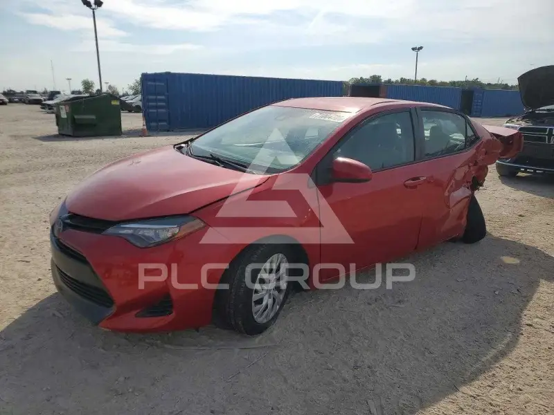 2017 Toyota COROLLA фото