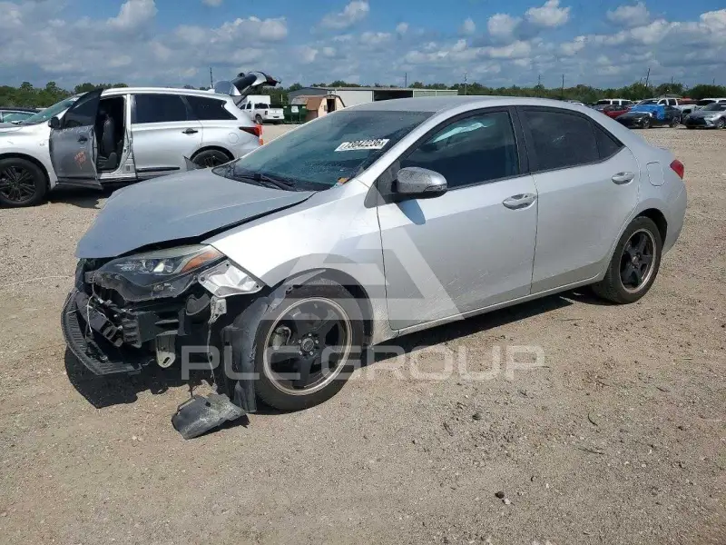 2017 Toyota COROLLA фото