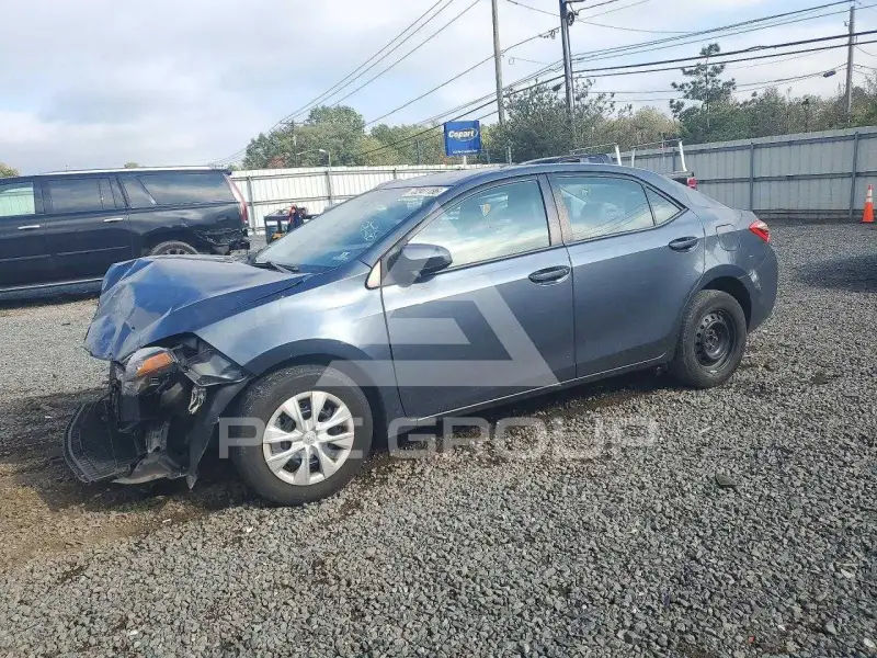 2017 Toyota COROLLA фото