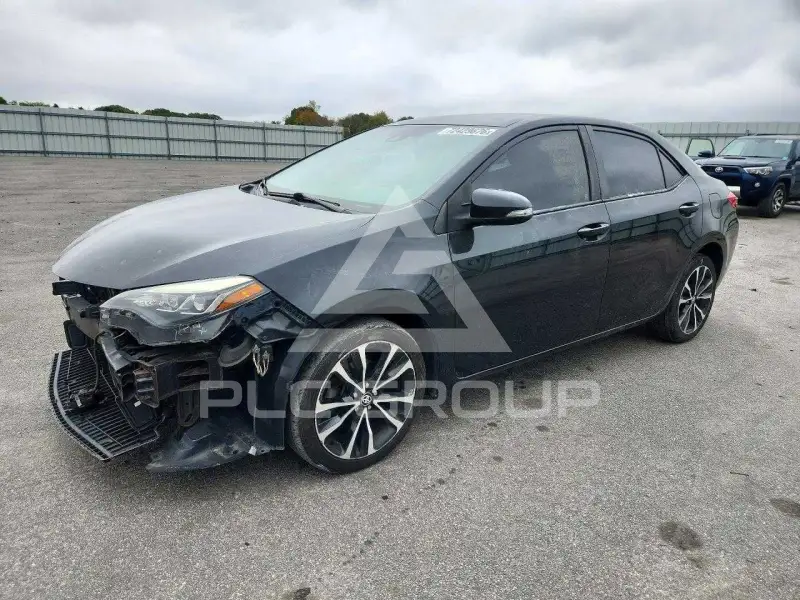 2017 Toyota COROLLA фото