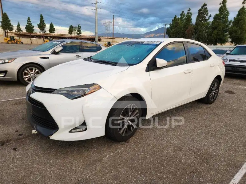 2017 Toyota COROLLA фото