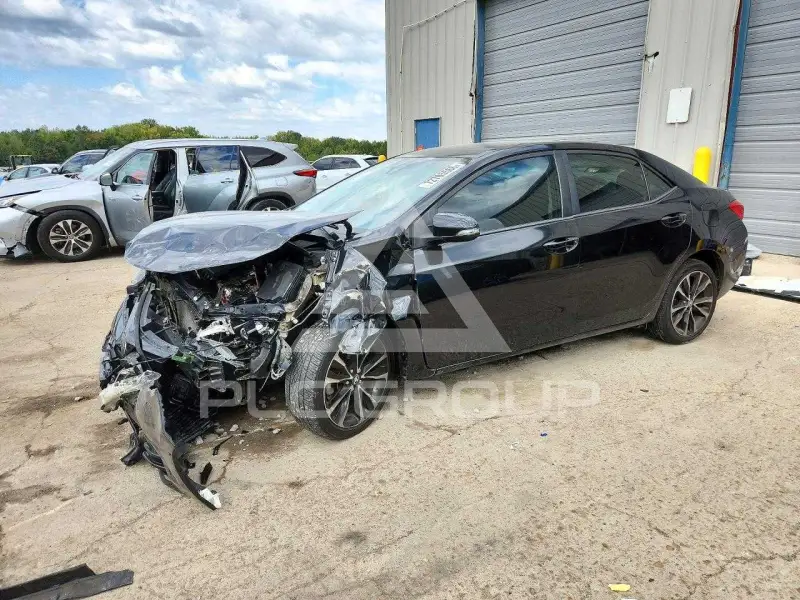2017 Toyota COROLLA фото