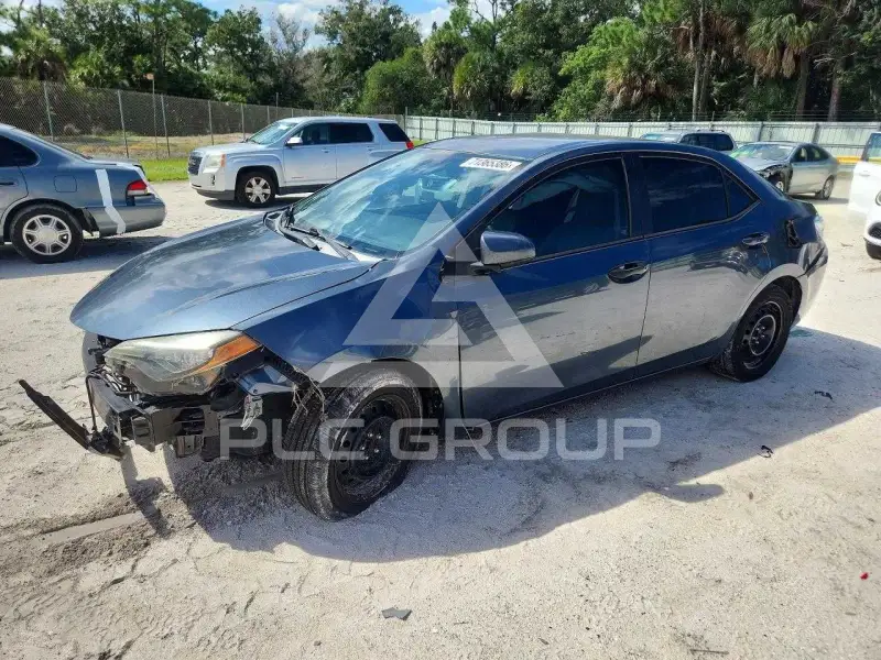 2017 Toyota COROLLA фото