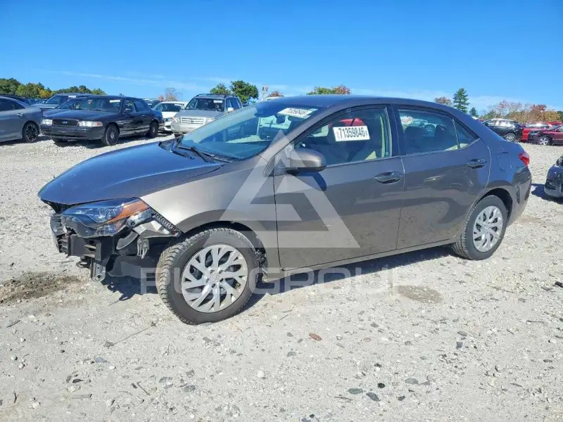 2017 Toyota COROLLA фото