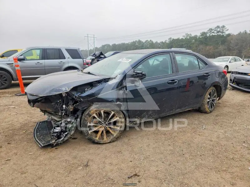 2017 Toyota COROLLA фото