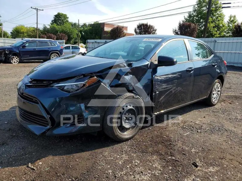 2017 Toyota COROLLA фото