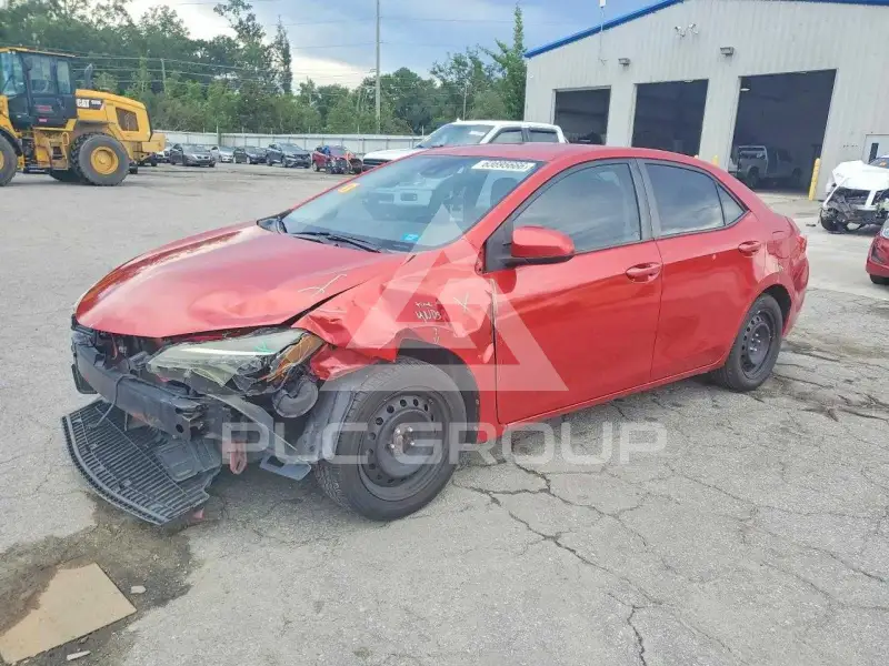 2017 Toyota COROLLA фото