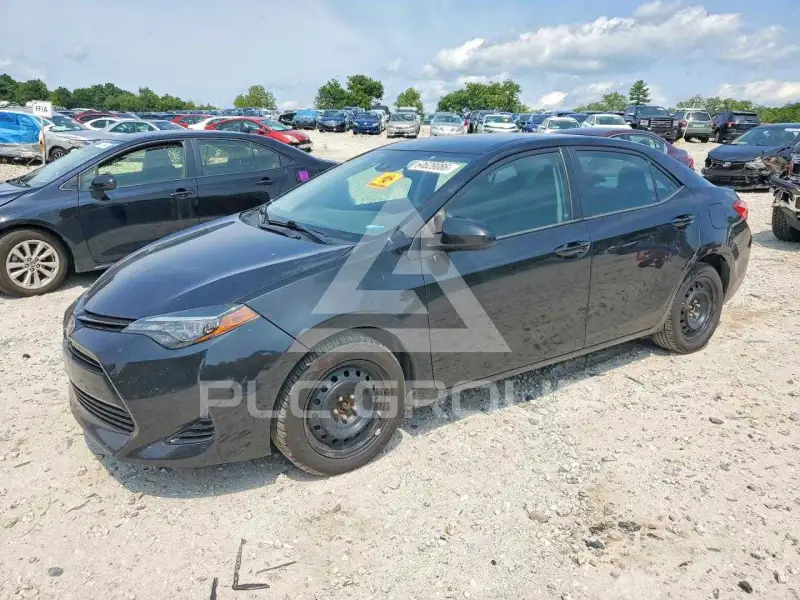 2017 Toyota COROLLA фото